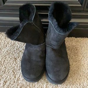 Black Ugg’s
